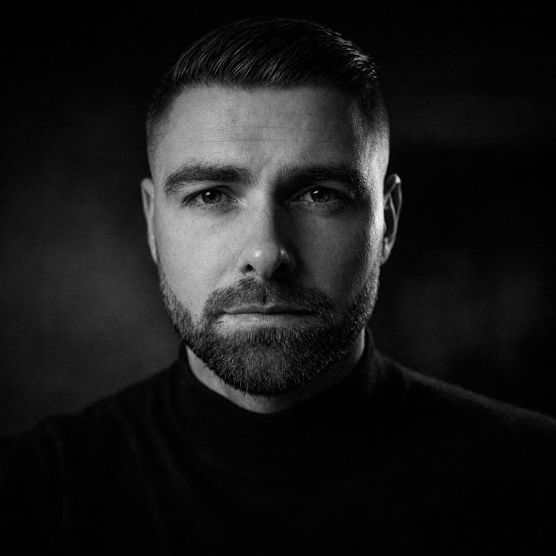 Portret van Wesley van Peer voor zijn persoonlijke YouTube-kanaal
